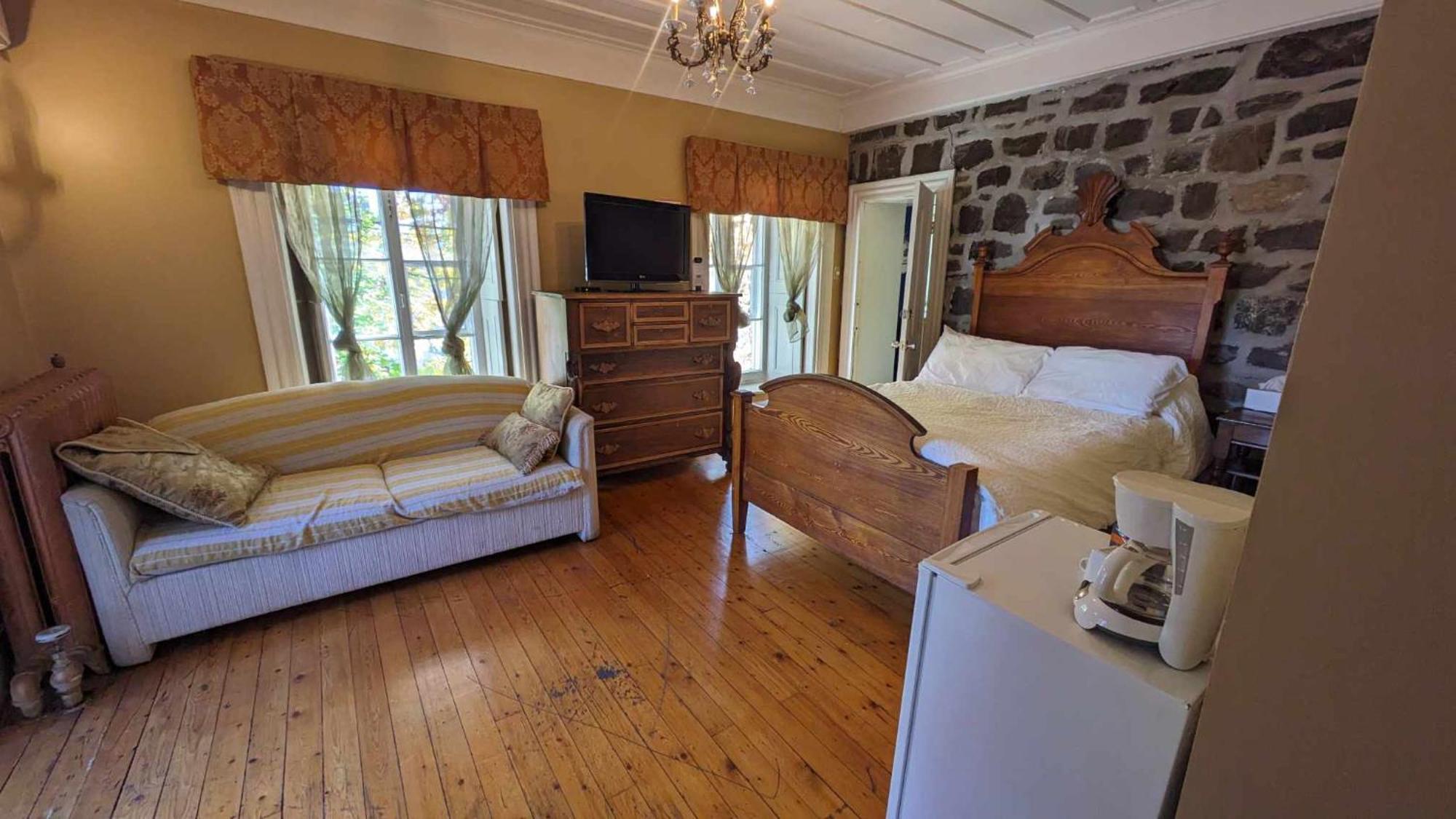 Hotel La Maison Rousseau Montmagny Zewnętrze zdjęcie
