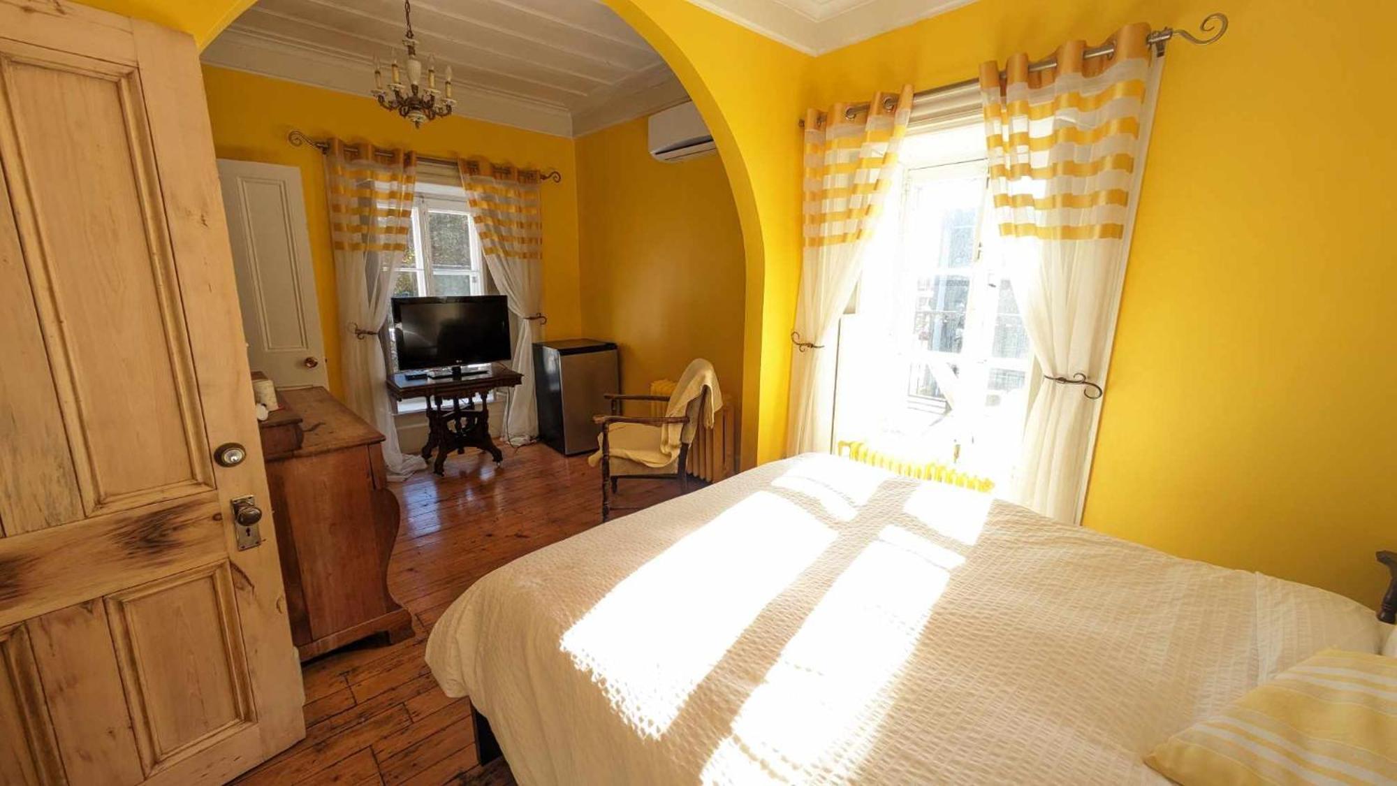 Hotel La Maison Rousseau Montmagny Zewnętrze zdjęcie