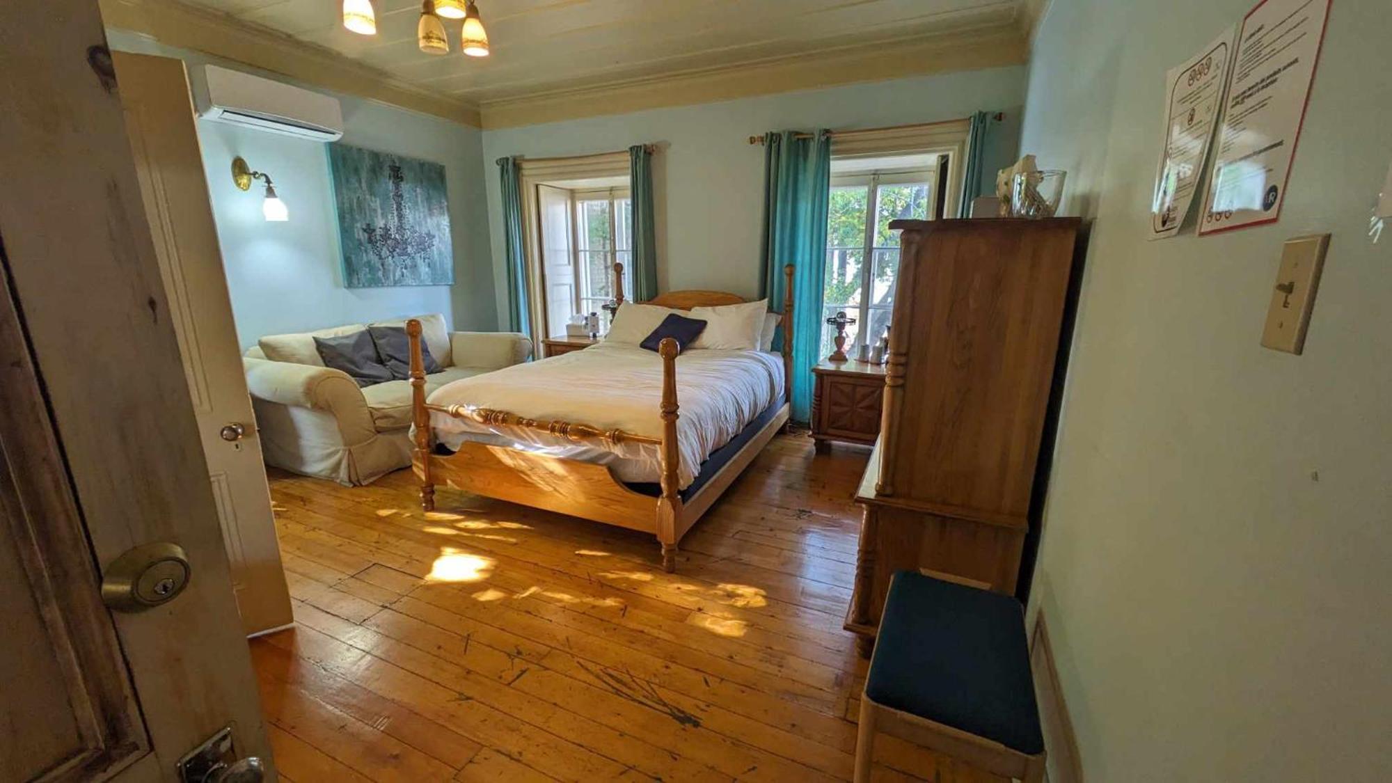 Hotel La Maison Rousseau Montmagny Zewnętrze zdjęcie
