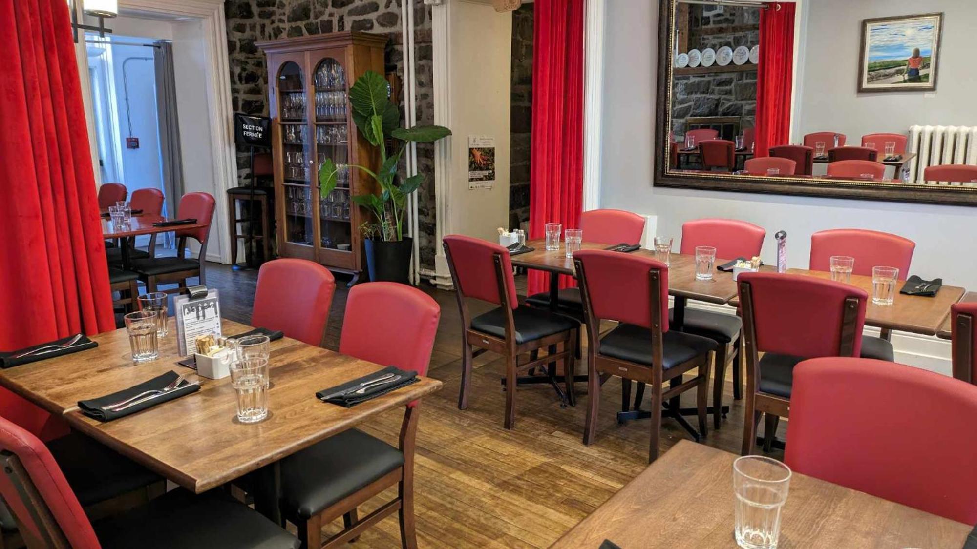 Hotel La Maison Rousseau Montmagny Zewnętrze zdjęcie