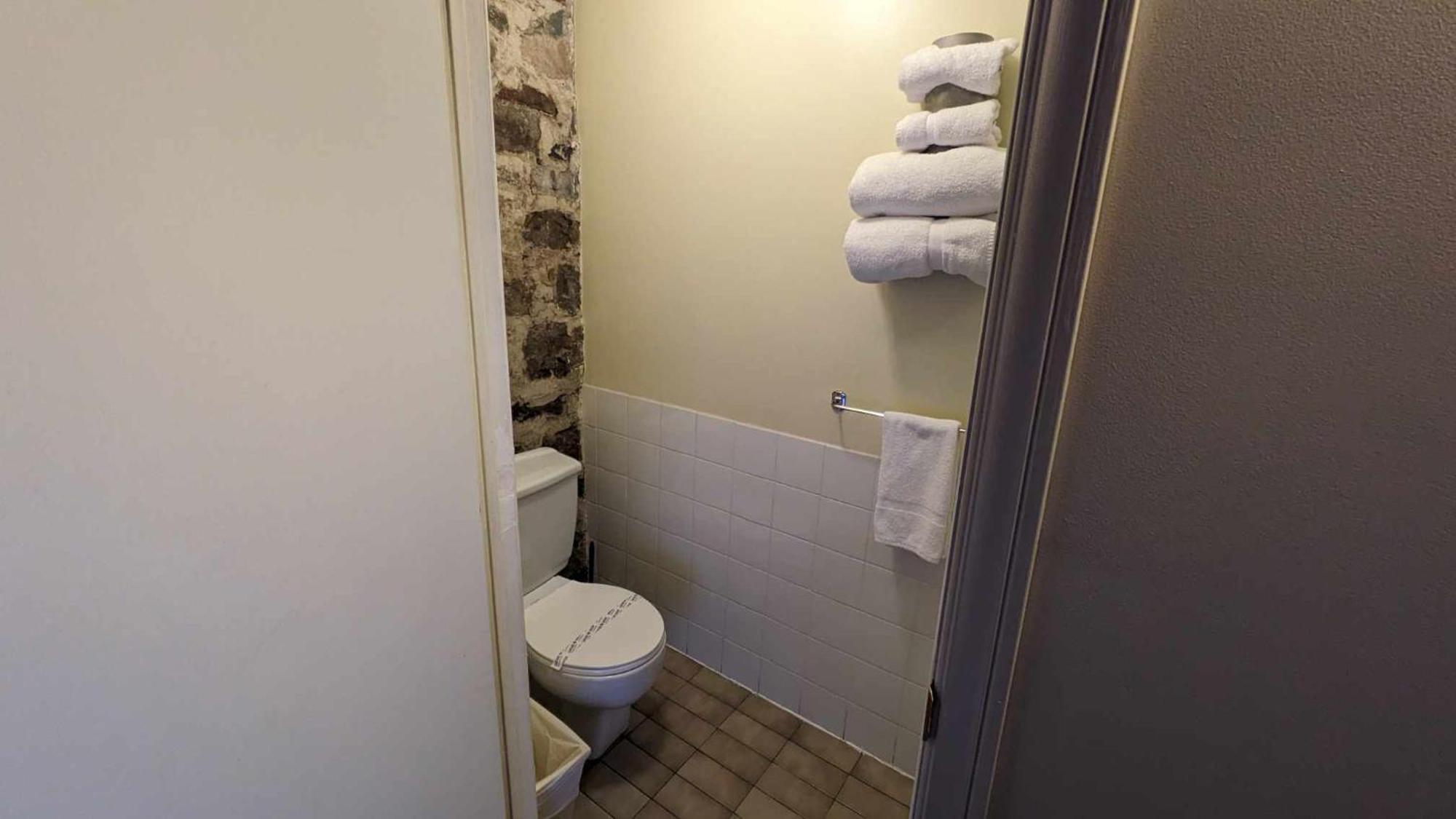 Hotel La Maison Rousseau Montmagny Pokój zdjęcie