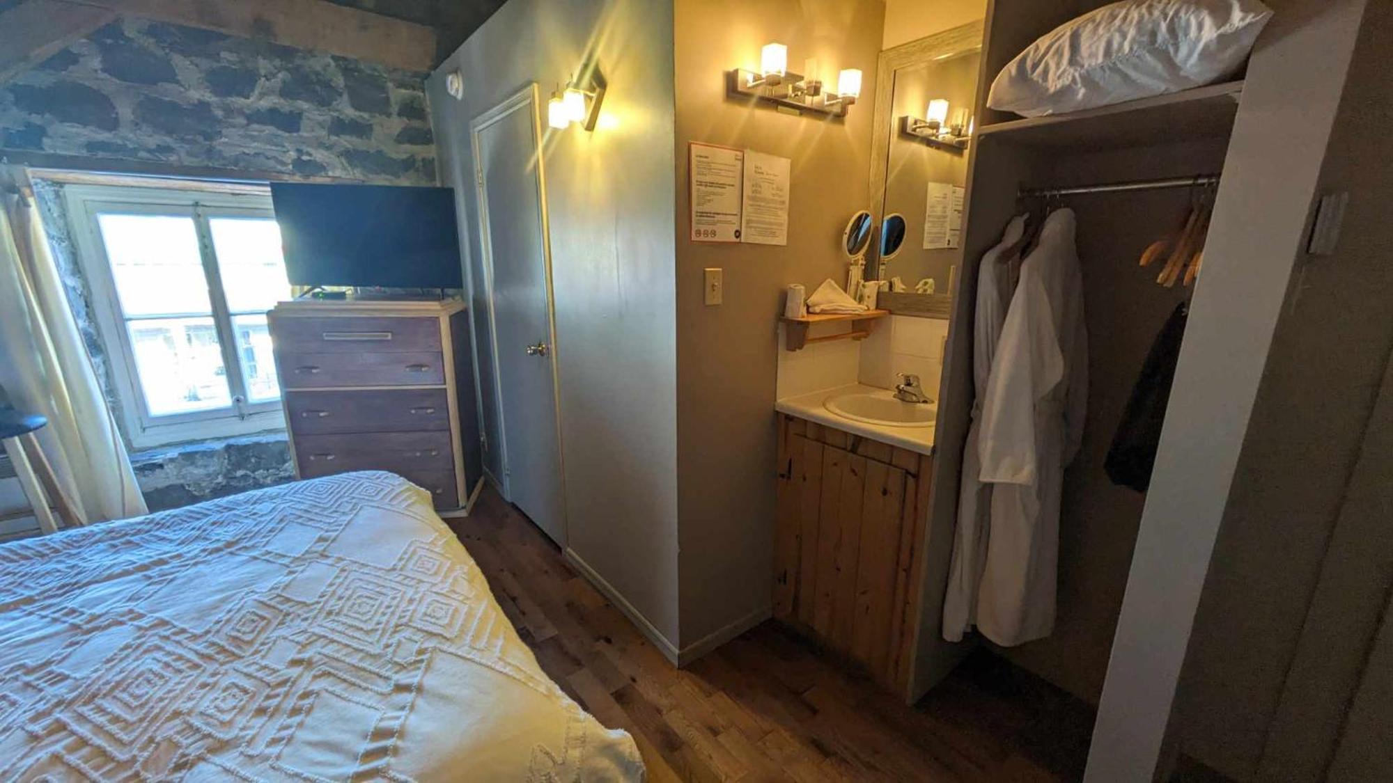Hotel La Maison Rousseau Montmagny Pokój zdjęcie